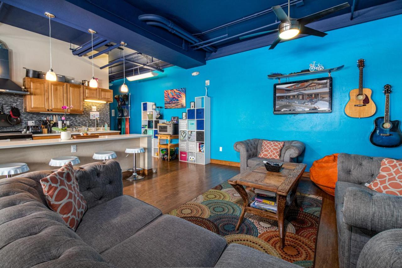 The Bunkhouse Hostel Minturn Exterior photo